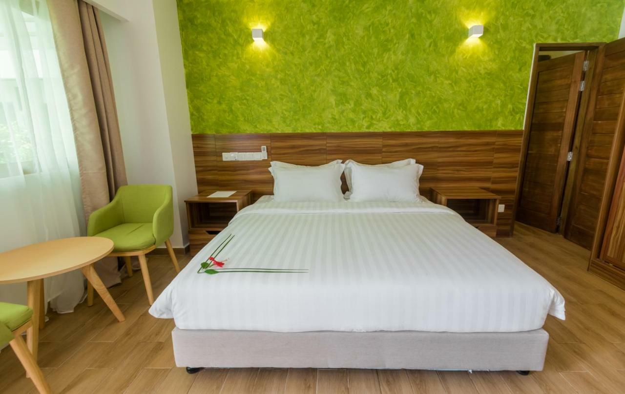 Olive Goidhoo Hotel Buitenkant foto