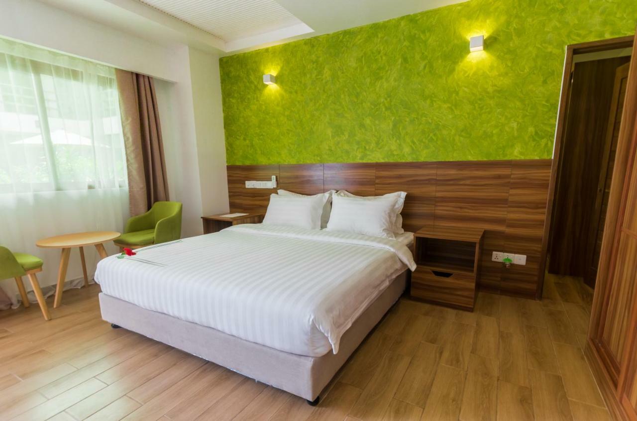 Olive Goidhoo Hotel Buitenkant foto