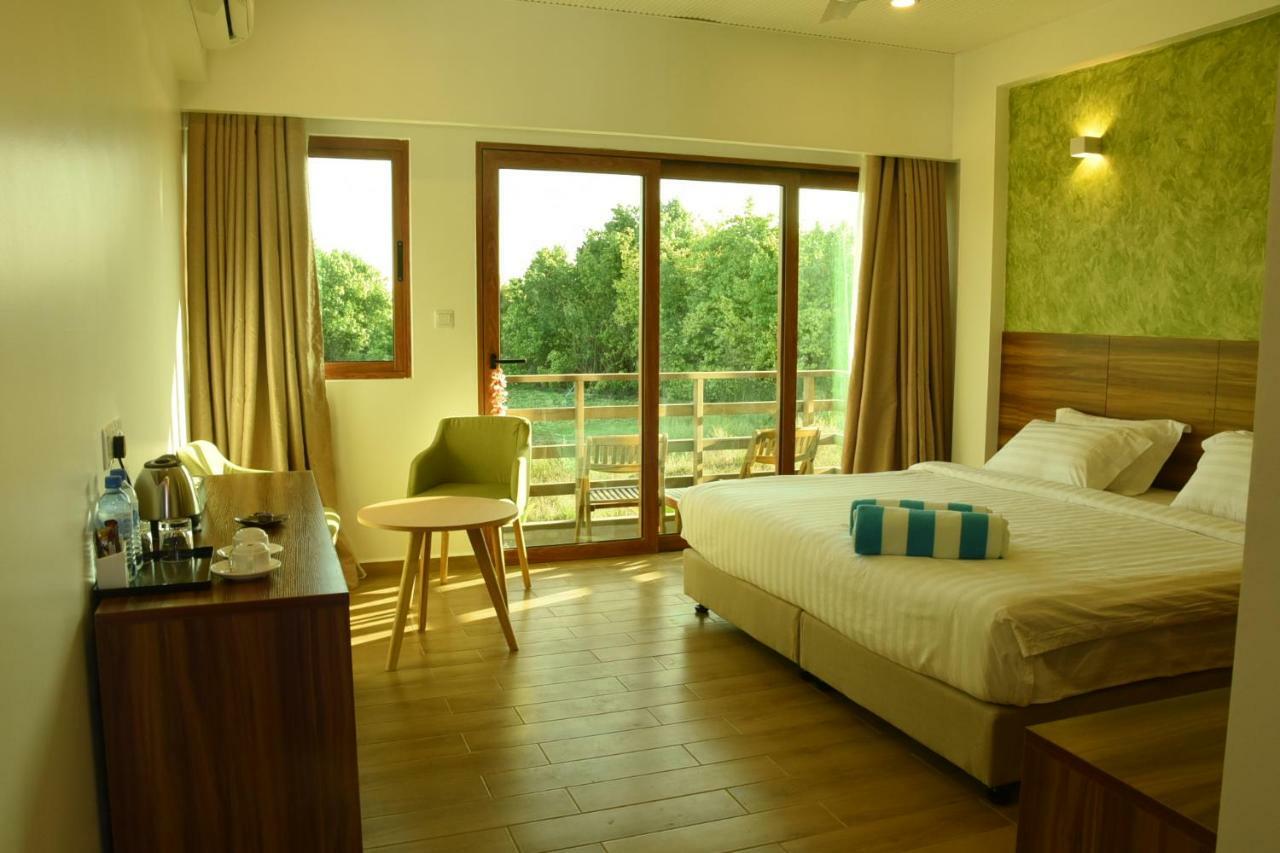 Olive Goidhoo Hotel Buitenkant foto